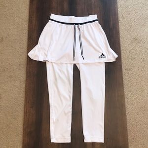 Tennis skirt with built in leggings